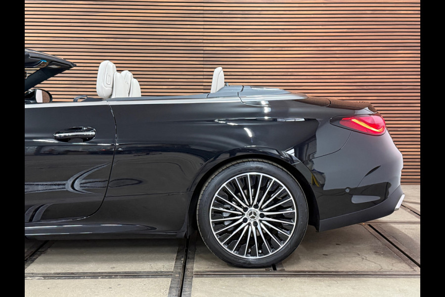 Mercedes-Benz CLE Cabriolet 200 AMG Advanced Plus | BOMVol! | MBUX | OLED | Burmeister | Ambient+ | Led+ | Winter pakket |Trekhaak