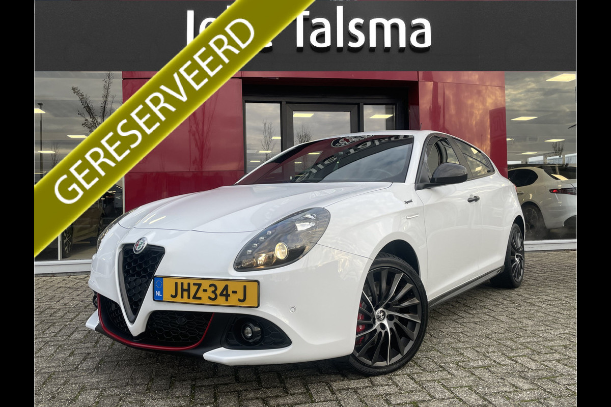 Alfa Romeo Giulietta 1.4 Turbo Sport | 18" Velgen | Carbon kit