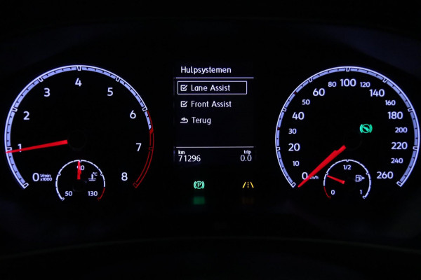 Volkswagen T-Roc 1.5 TSI / PANODAK / ACC / CAMERA / CARPLAY / STUUR+STOELVERW