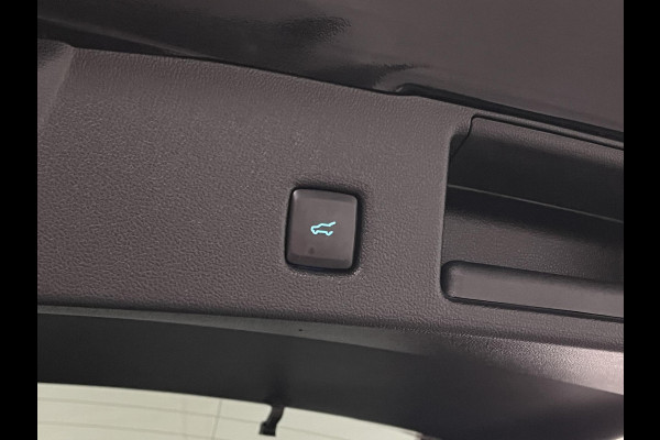 Ford Kuga 1.5 EcoBoost ST-Line X | Trekhaak | Open dak | Adapt. cruise | Verwarmde voorruit | Stoel-/Stuur verwarming | Carplay | *1800 kg Trekgewicht *All-in Prijs*