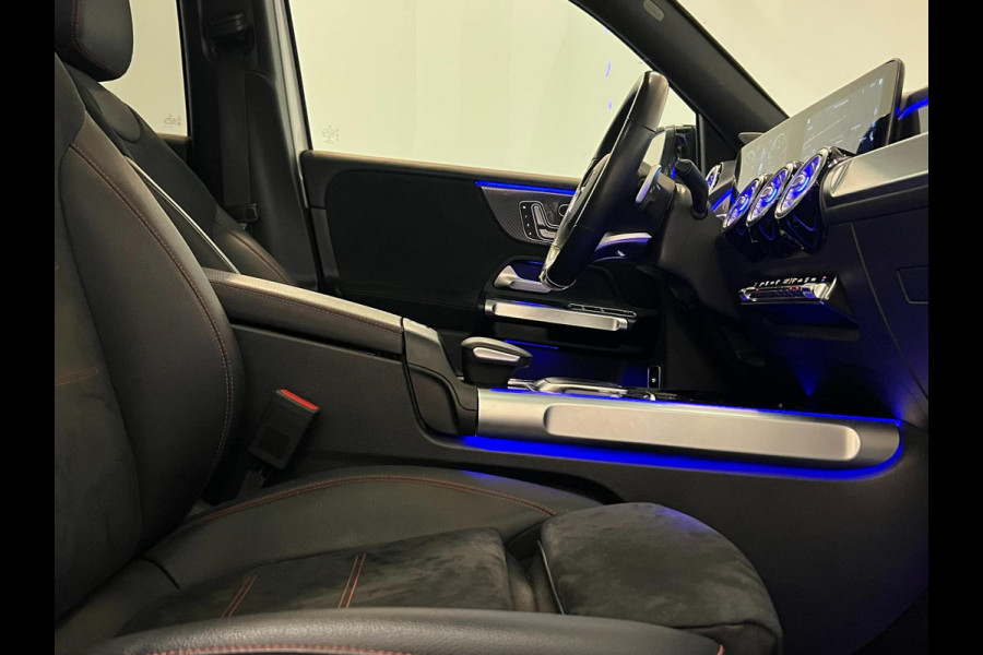Mercedes-Benz GLB-Klasse 200 / AMG / NL-auto / Pano / Memory