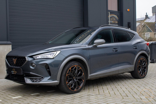 CUPRA Formentor 1.4 e-Hybrid VZ Copper Edition PANO MEMORY LEDER CAMERA