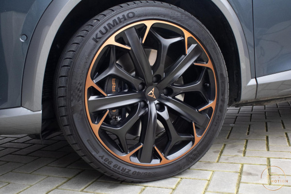 CUPRA Formentor 1.4 e-Hybrid VZ Copper Edition PANO MEMORY LEDER CAMERA