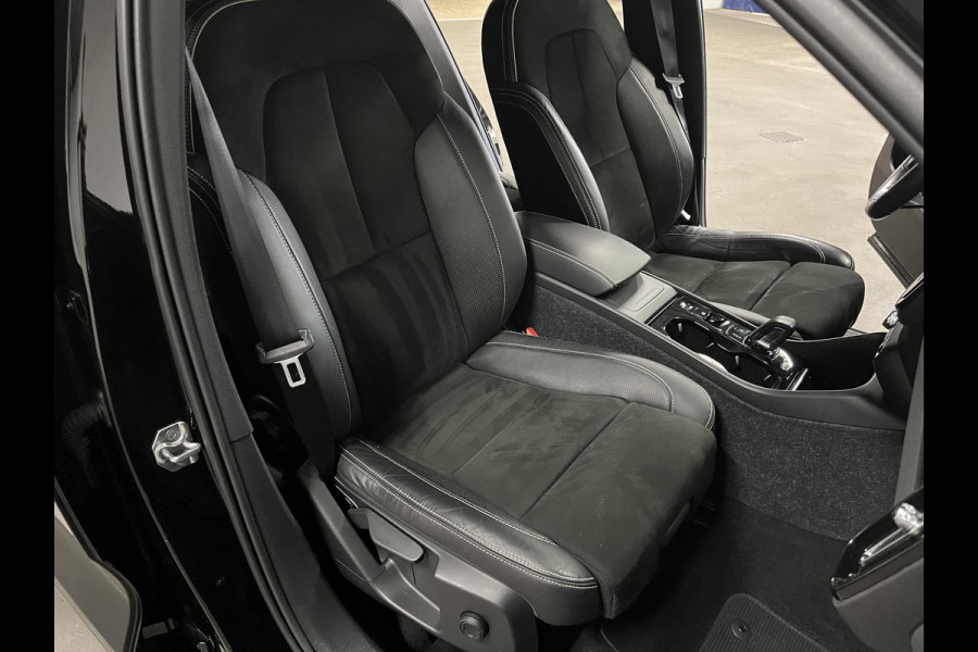 Volvo XC40 1.5 T3 R-Design Trekhaak | Cruise control | Achteruitrij camera | Stoelverwarming | Carplay