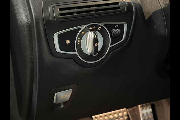 Mercedes-Benz GLC 300e 4MATIC AMG Open dak | Adaptive cruise | Stoel-/stuurverwarming | Head-up | Memory | *17.801 km* *originele kleur*