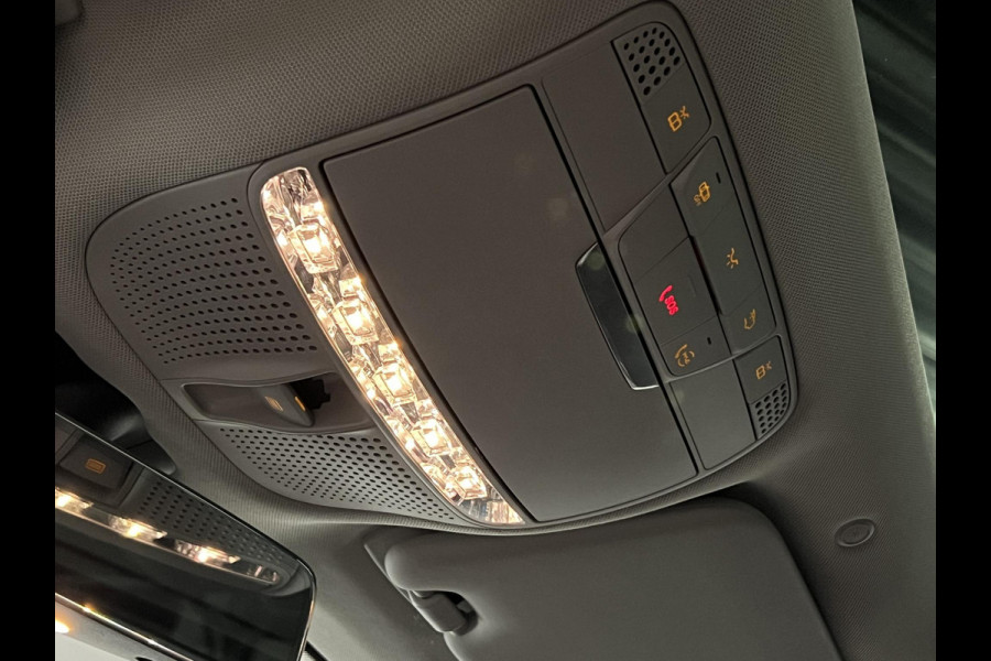 Mercedes-Benz GLC 300e 4MATIC AMG Open dak | Adaptive cruise | Stoel-/stuurverwarming | Head-up | Memory | *17.801 km* *originele kleur*