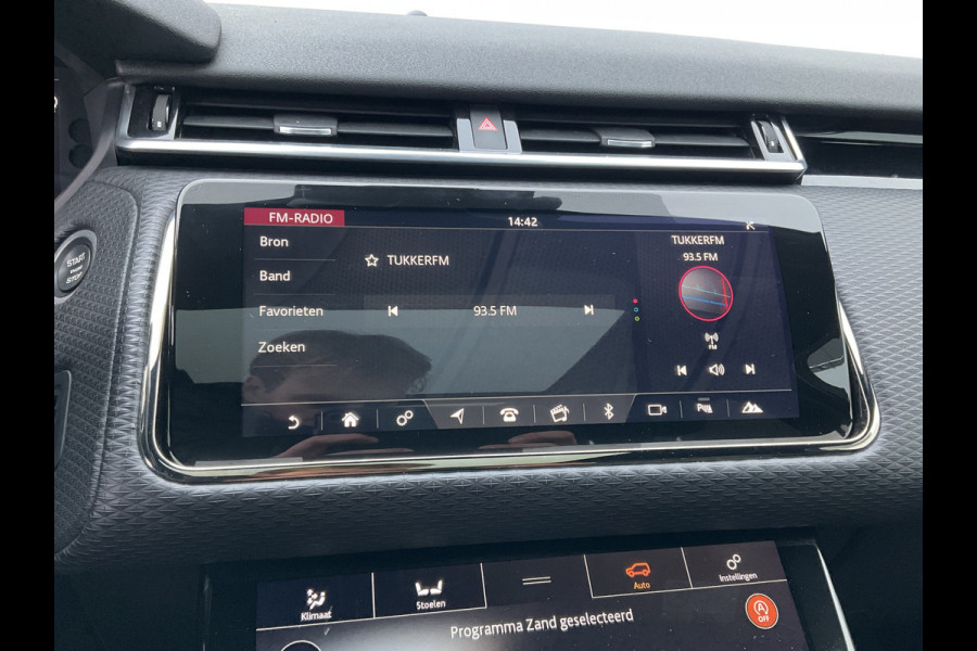 Land Rover Range Rover Velar 3.0 V6 SC AWD HSE Pano.dak Airsusp. Leer Orig.NL