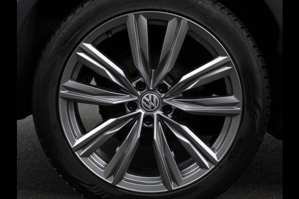 Volkswagen Tiguan Allspace 1.5 TSI DSG Comfortline 7p. Climate Control Camera Parkeer sensoren Trekhaak Electrisch bedienbare achterklep Stoelverwarming