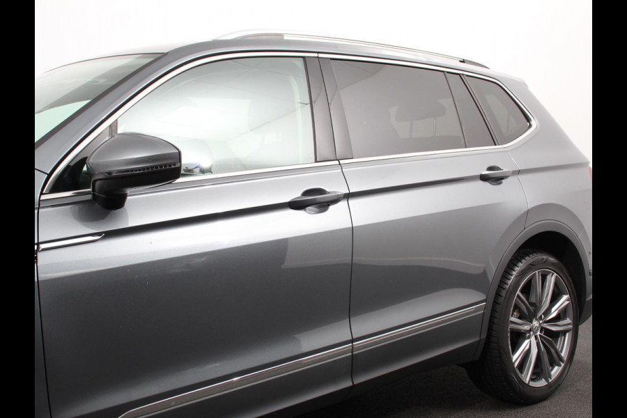 Volkswagen Tiguan Allspace 1.5 TSI DSG Comfortline 7p. Climate Control Camera Parkeer sensoren Trekhaak Electrisch bedienbare achterklep Stoelverwarming