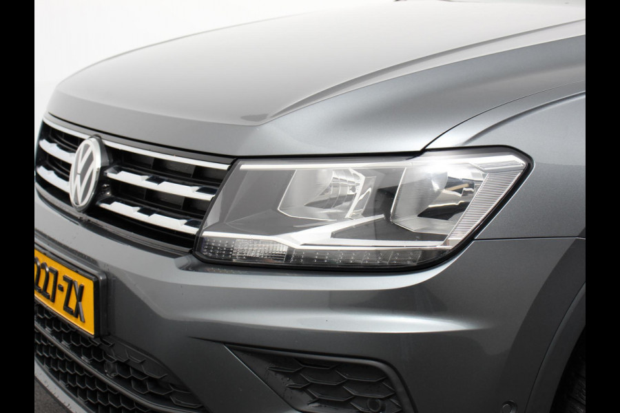 Volkswagen Tiguan Allspace 1.5 TSI DSG Comfortline 7p. Climate Control Camera Parkeer sensoren Trekhaak Electrisch bedienbare achterklep Stoelverwarming