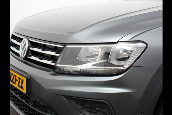 Volkswagen Tiguan Allspace 1.5 TSI DSG Comfortline 7p. Climate Control Camera Parkeer sensoren Trekhaak Electrisch bedienbare achterklep Stoelverwarming