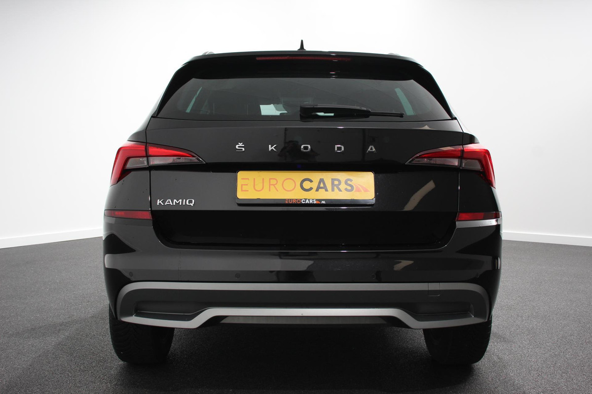 Škoda Kamiq 1.0 TSI 110pk DSG Style Drive 125 Navigatie Climate Control DAB Digitale cockpit Cruise Control adaptive Parkeer sensoren V+A Stoelverwarming