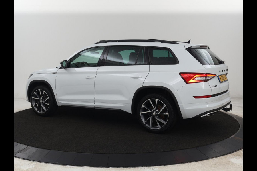 Škoda Kodiaq 1.5 TSI Sportline 7 Persoons | Panoramadak | Stoelverwarming | Trekhaak | Adaptive cruise | Carplay | Memory | 20 inch | Virtual Cockpit | Alcantara | Keyless | Navigatie