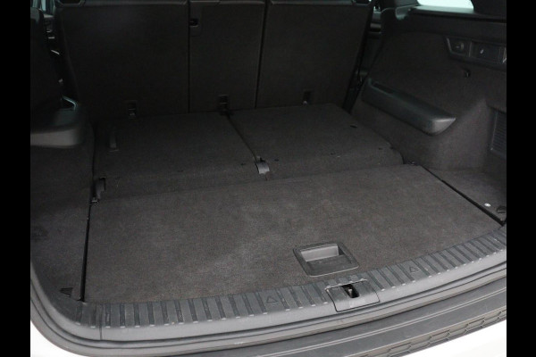 Škoda Kodiaq 1.5 TSI Sportline 7 Persoons | Panoramadak | Stoelverwarming | Trekhaak | Adaptive cruise | Carplay | Memory | 20 inch | Virtual Cockpit | Alcantara | Keyless | Navigatie