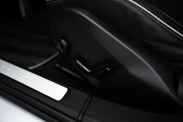 Volvo S60 2.0 B4 R-Design |Pano|H&K|Heico Tuning|Dodehoek|Stuur/Stoelverwarming|