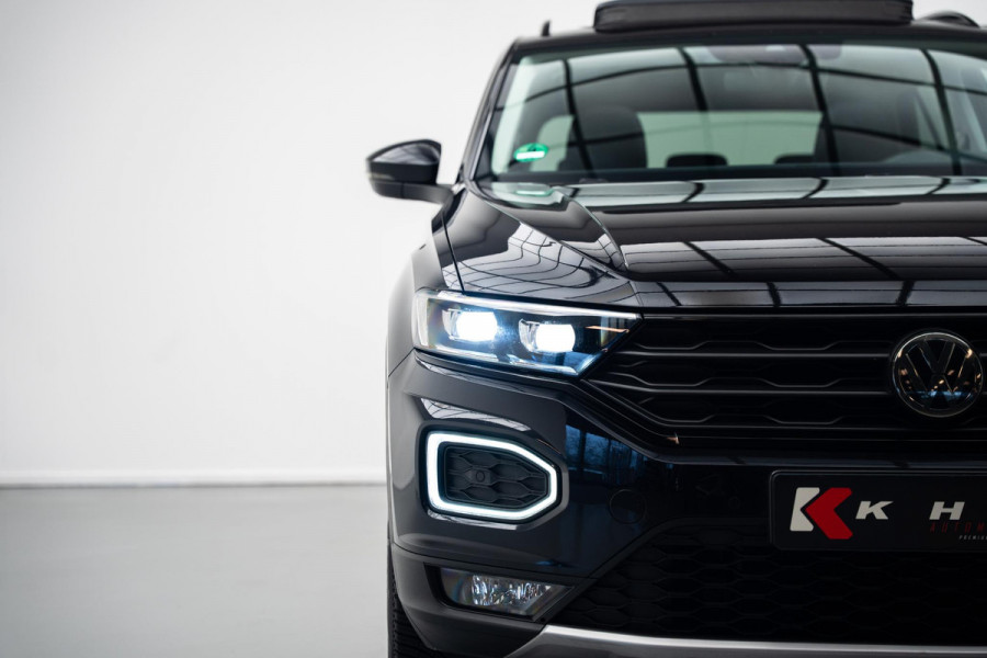 Volkswagen T-Roc 1.5 TSI Sport |Pano|ORG.NL|Carplay|ACC|Stoelverwarming|