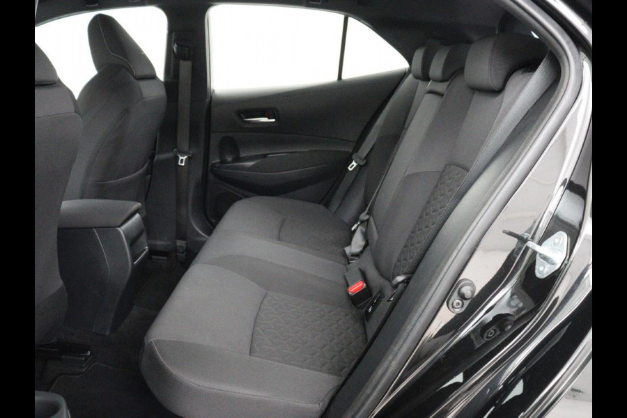 Toyota Corolla 1.8 Hybrid Active | Carplay | Navigatie | Adaptive cruise | Climate control | DAB | Keyless Start | Full LED | Bluetooth