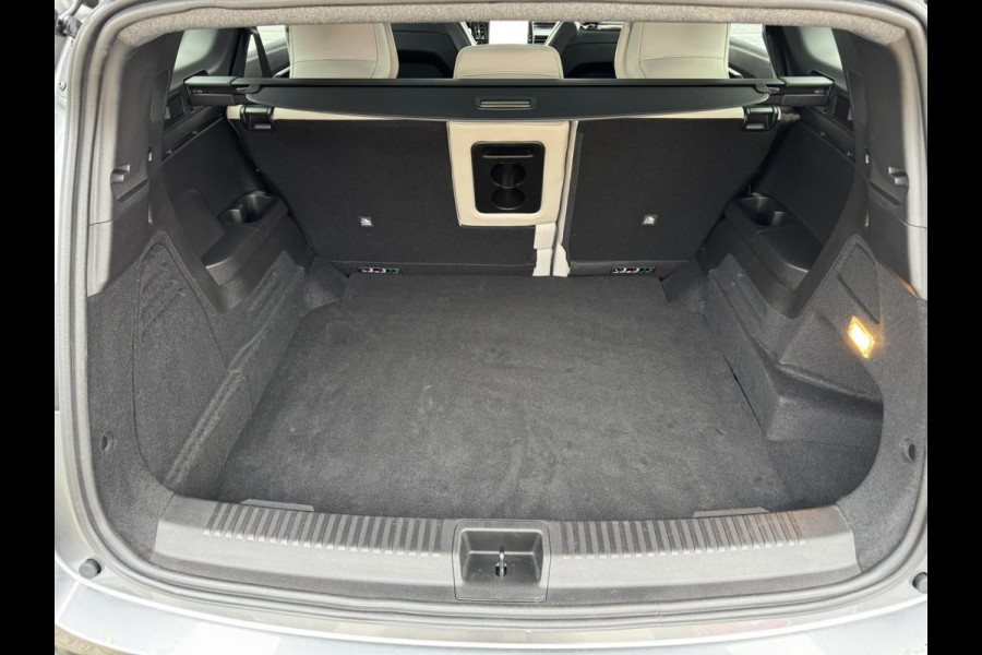 Renault Espace E-Tech Full Hybrid 200 Iconic Adaptive cruise Climate Matrix LED 360 camera Pano Apple / Android Harman Kardon