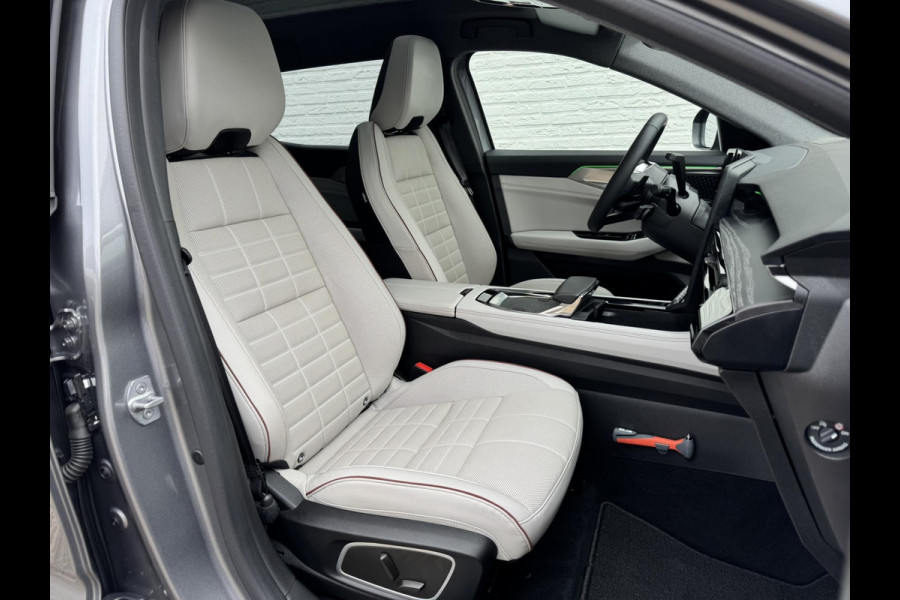 Renault Espace E-Tech Full Hybrid 200 Iconic Adaptive cruise Climate Matrix LED 360 camera Pano Apple / Android Harman Kardon