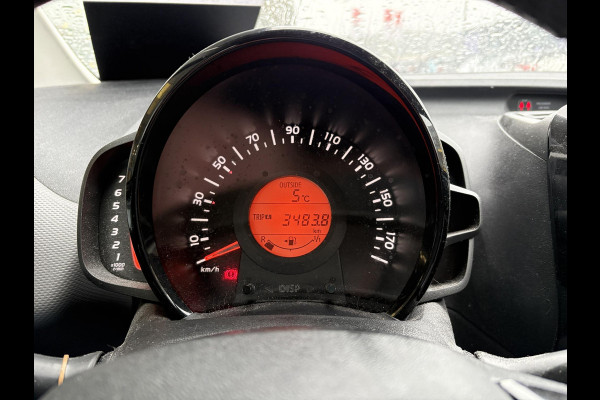 Peugeot 108 1.0 e-VTi Allure | 33500 KM! | Achteruitrijcamera | Carplay | Cruise Control | Climate Control |