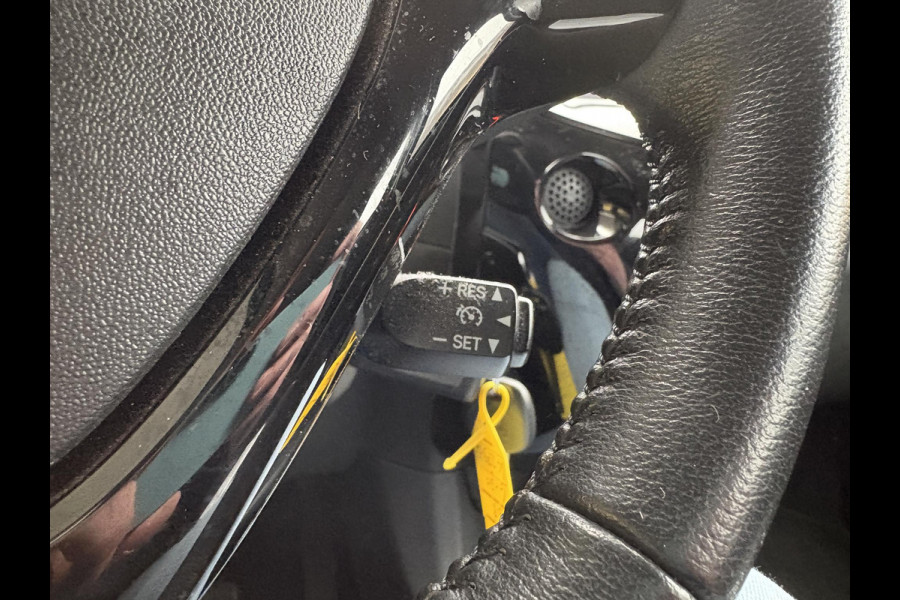 Peugeot 108 1.0 e-VTi Allure | 33500 KM! | Achteruitrijcamera | Carplay | Cruise Control | Climate Control |