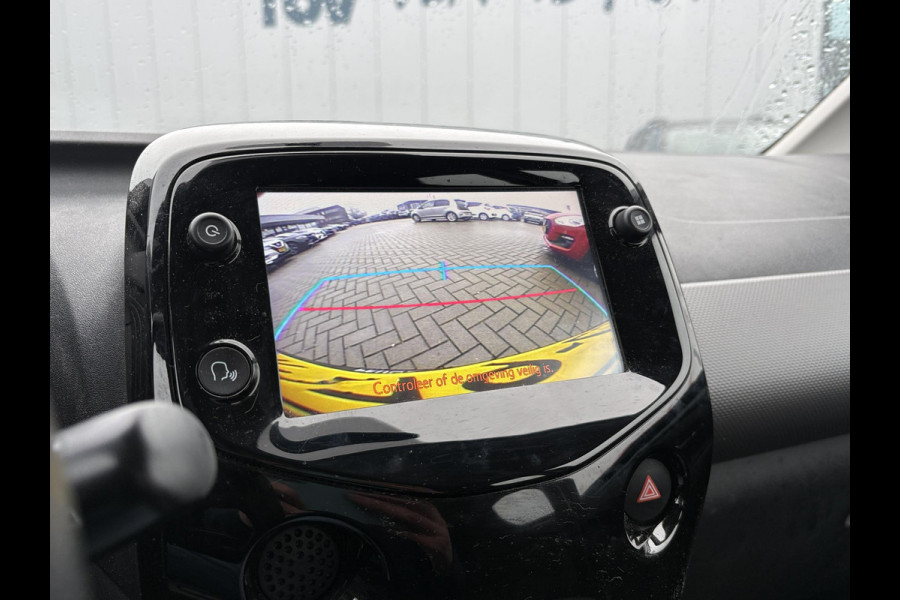 Peugeot 108 1.0 e-VTi Allure | 33500 KM! | Achteruitrijcamera | Carplay | Cruise Control | Climate Control |