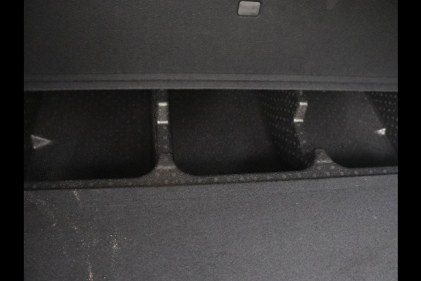 Hyundai Santa Fe 1.6 T-GDI PHEV Comfort Smart Sky | Panoramadak | Leder | Trekhaak | Adaptive cruise | Camera | Krell Audio | Carplay | Navigatie | Plug In