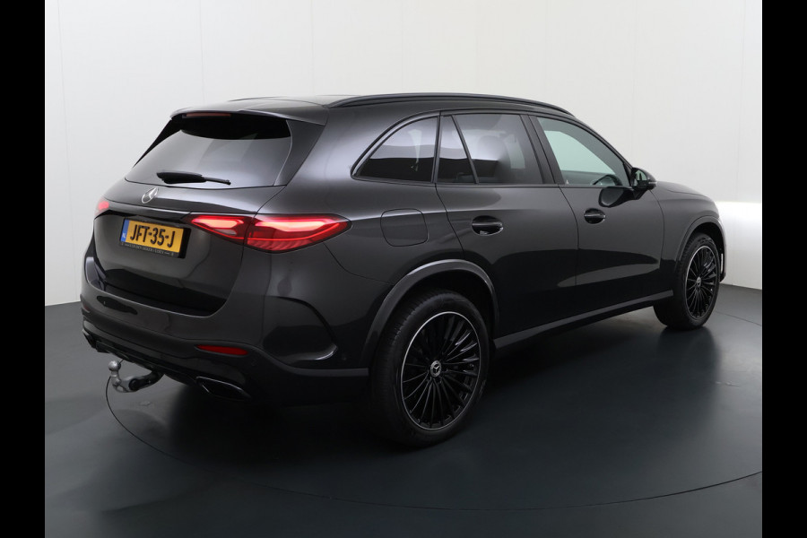Mercedes-Benz GLC 300e AMG // Trekhaak // Burmester // 360 Camera // Memory // 20 inch // Carplay