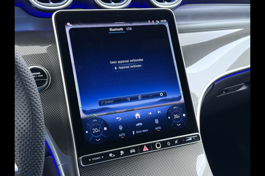 Mercedes-Benz GLC 300e AMG // Trekhaak // Burmester // 360 Camera // Memory // 20 inch // Carplay