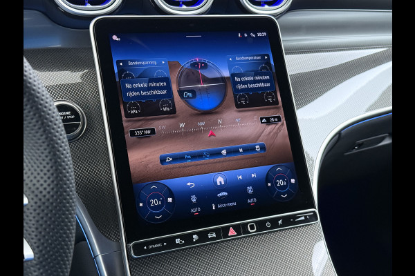 Mercedes-Benz GLC 300e AMG // Trekhaak // Burmester // 360 Camera // Memory // 20 inch // Carplay