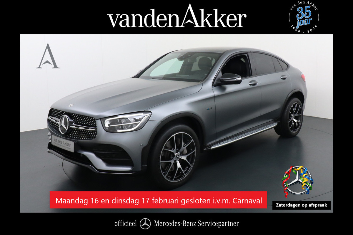 Mercedes-Benz GLC 300e Coupé AMG 4Matic // Burmester / Magno Grijs // 20 inch // Treeplanken // Night pakket