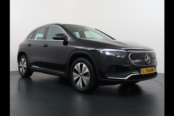 Mercedes-Benz EQA 250 Business Solution Luxury 67 kWh | SOH 96% | Ambilight | Elektr. achterklep | Stoelverwarming | Camera | Origineel Nederlandse auto | NAP | 12 mnd BOVAG garantie
