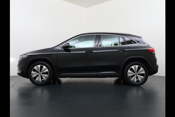 Mercedes-Benz EQA 250 Business Solution Luxury 67 kWh | SOH 96% | Ambilight | Elektr. achterklep | Stoelverwarming | Camera | Origineel Nederlandse auto | NAP | 12 mnd BOVAG garantie