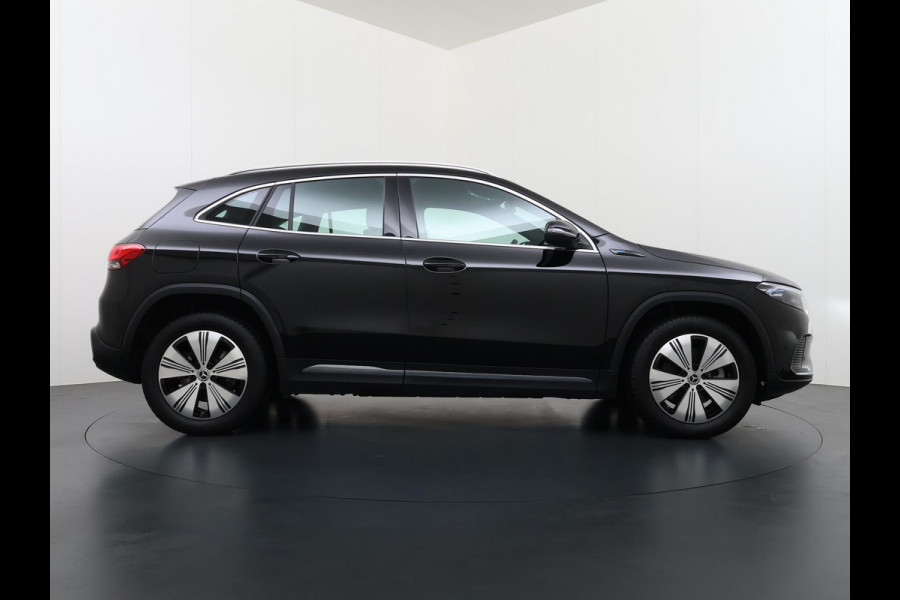 Mercedes-Benz EQA 250 Business Solution Luxury 67 kWh | SOH 96% | Ambilight | Elektr. achterklep | Stoelverwarming | Camera | Origineel Nederlandse auto | NAP | 12 mnd BOVAG garantie