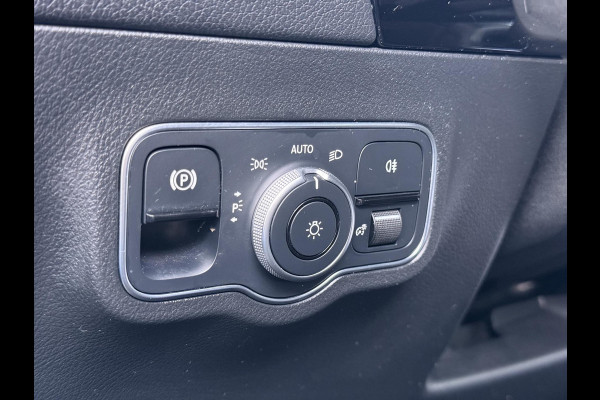 Mercedes-Benz EQA 250 Business Solution Luxury 67 kWh | SOH 96% | Ambilight | Elektr. achterklep | Stoelverwarming | Camera | Origineel Nederlandse auto | NAP | 12 mnd BOVAG garantie