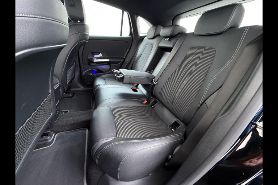 Mercedes-Benz EQA 250 Business Solution Luxury 67 kWh | SOH 96% | Ambilight | Elektr. achterklep | Stoelverwarming | Camera | Origineel Nederlandse auto | NAP | 12 mnd BOVAG garantie