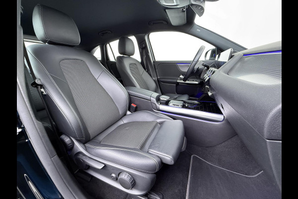 Mercedes-Benz EQA 250 Business Solution Luxury 67 kWh | SOH 96% | Ambilight | Elektr. achterklep | Stoelverwarming | Camera | Origineel Nederlandse auto | NAP | 12 mnd BOVAG garantie