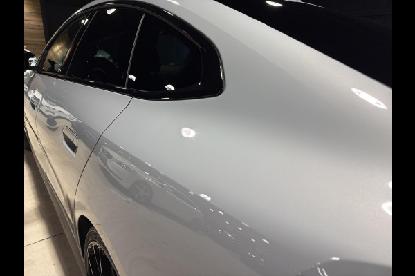 BMW 4 Serie Gran Coupé M440i xDrive | Laser | Memory | Schuif-/kanteldak | H&K | 20 "| Head Up | Vele opties.....