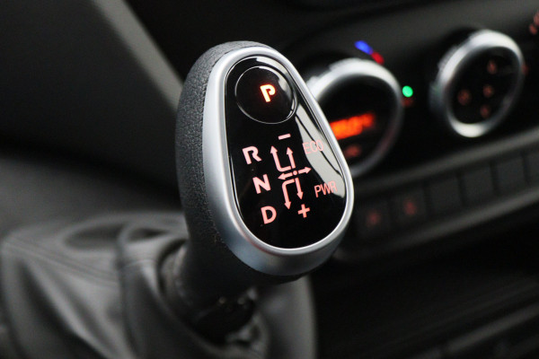 Iveco Daily 35S18 3.0 180 PK Automaat L2H2