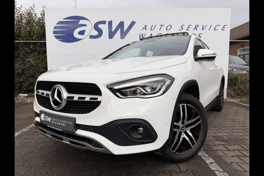 Mercedes-Benz GLA 200 Business Solution Luxury | Pano | CarPlay | Camera | LED | 18 inch