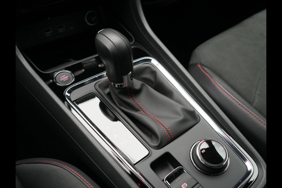 Seat Ateca 1.5 TSI FR DSG 150pk Dealer O.H. | Adaptive Cruise | Camera | Beats Audio | Alcantara Sportstoelen Verwarmd | 19"L.M | Apple Carplay | Sfeerverlichting | Keyless | Blis | Navigatie | DAB |