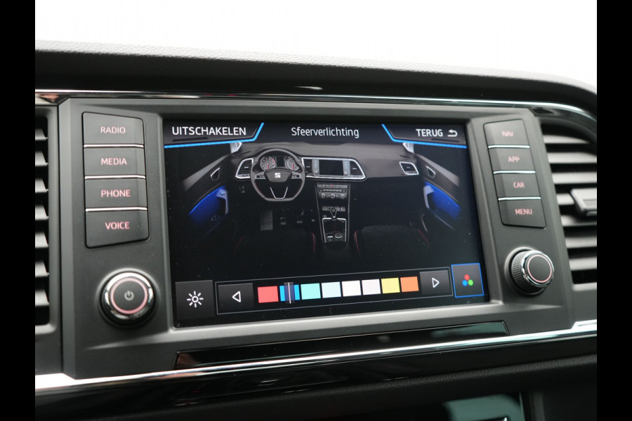 Seat Ateca 1.5 TSI FR DSG 150pk Dealer O.H. | Adaptive Cruise | Camera | Beats Audio | Alcantara Sportstoelen Verwarmd | 19"L.M | Apple Carplay | Sfeerverlichting | Keyless | Blis | Navigatie | DAB |