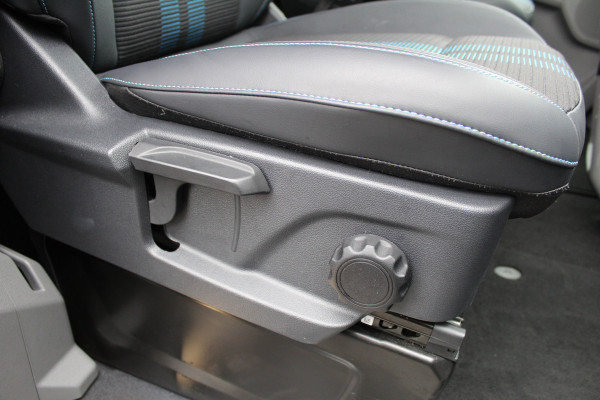 Ford Tourneo Custom PHEV L1H1 Sport | 8P | AGR | B&O | Trekhaak | Winterpack