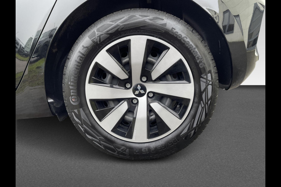 Mitsubishi Colt 1.0 MT Pure