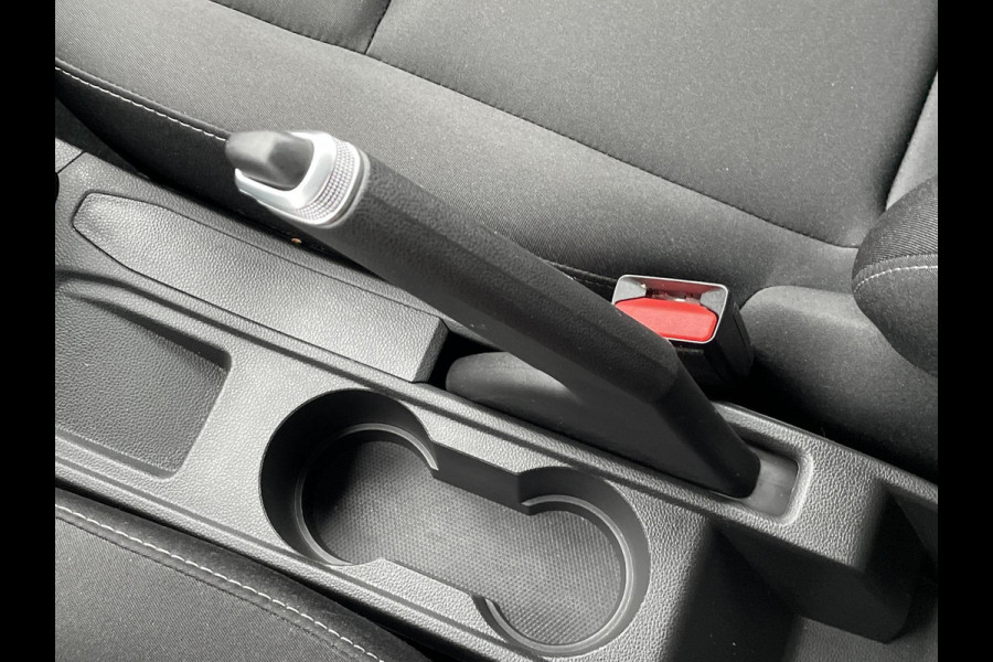 Mitsubishi Colt 1.0 MT Pure