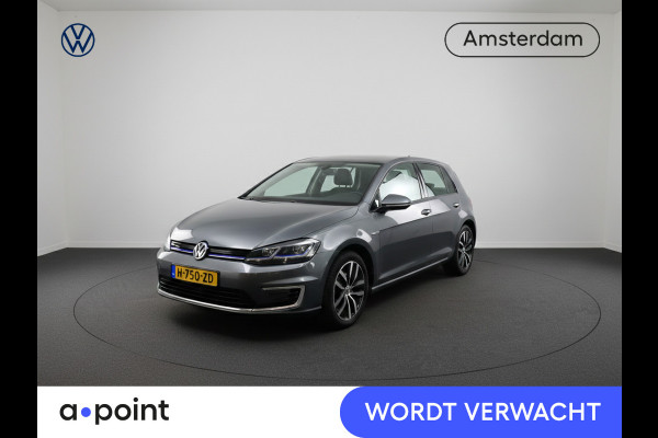 Volkswagen e-Golf E-DITION 136 pk | Navigatie | Warmtepomp | Parkeersensoren | Adaptieve cruise control | Keyless | Stoelverwarming |