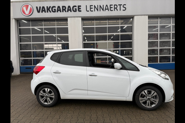 Kia Venga 1.6 CVVT ExecutiveLine Automaat (BOVAG/RIJKLAARPRIJS)