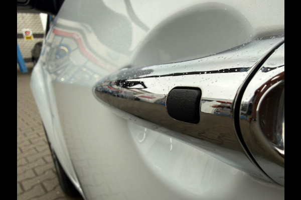 Kia Venga 1.6 CVVT ExecutiveLine Automaat (BOVAG/RIJKLAARPRIJS)