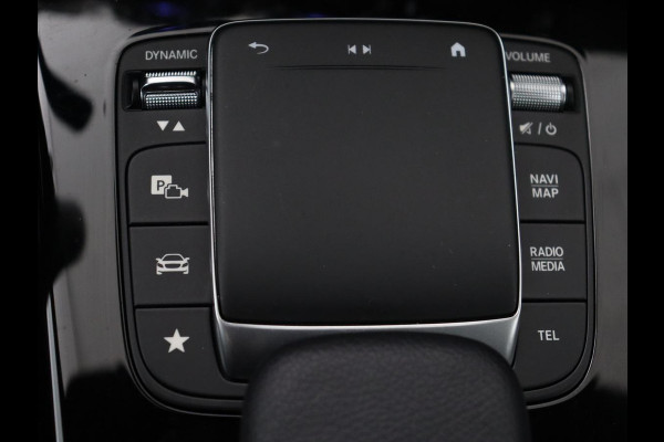 Mercedes-Benz CLA-Klasse 180d Business Solution AMG | Stoelverwarming | Carplay | Camera | Leder/Alcantara | Navigatie | Widescreen | Sfeerverlichting | Designo Mountaingrijs Magno