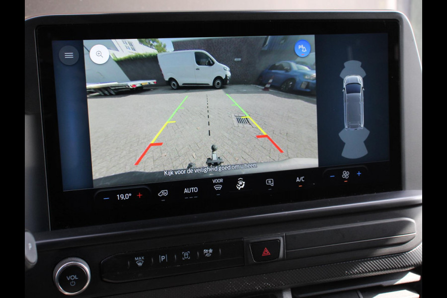 Ford Transit Custom 300 2.0 TDCI L2H1 Automaat Trend Nieuw Model Automaat  | Navigatie | Climate Control | Parkeersensoren | Camera | Lichtmetalen Velgen | Bumpers in kleur | Digitale Cockpit